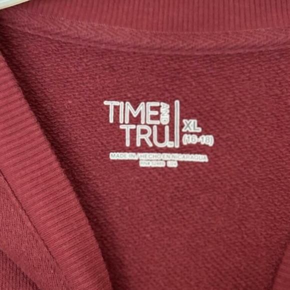 Time & Tru Super comfy XL Sweatshirt - Picture 2 of 2
